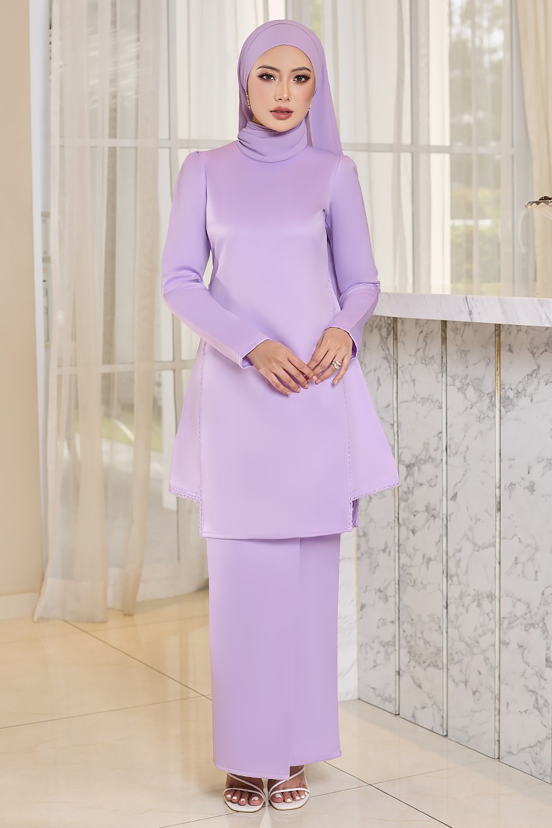 LARA KURUNG IN LILAC