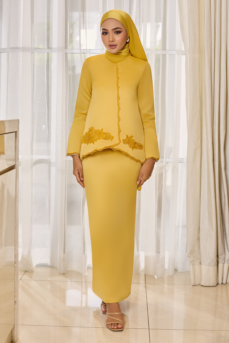 LEONA KURUNG IN MUSTARD