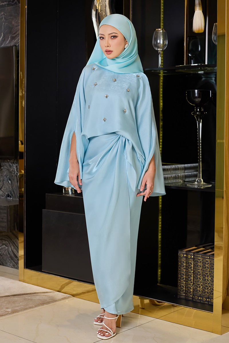 TIARA KURUNG IN SKY BLUE