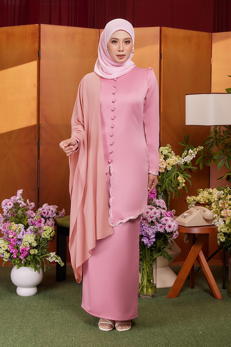 CAROSSA KURUNG IN LIGHT PINK