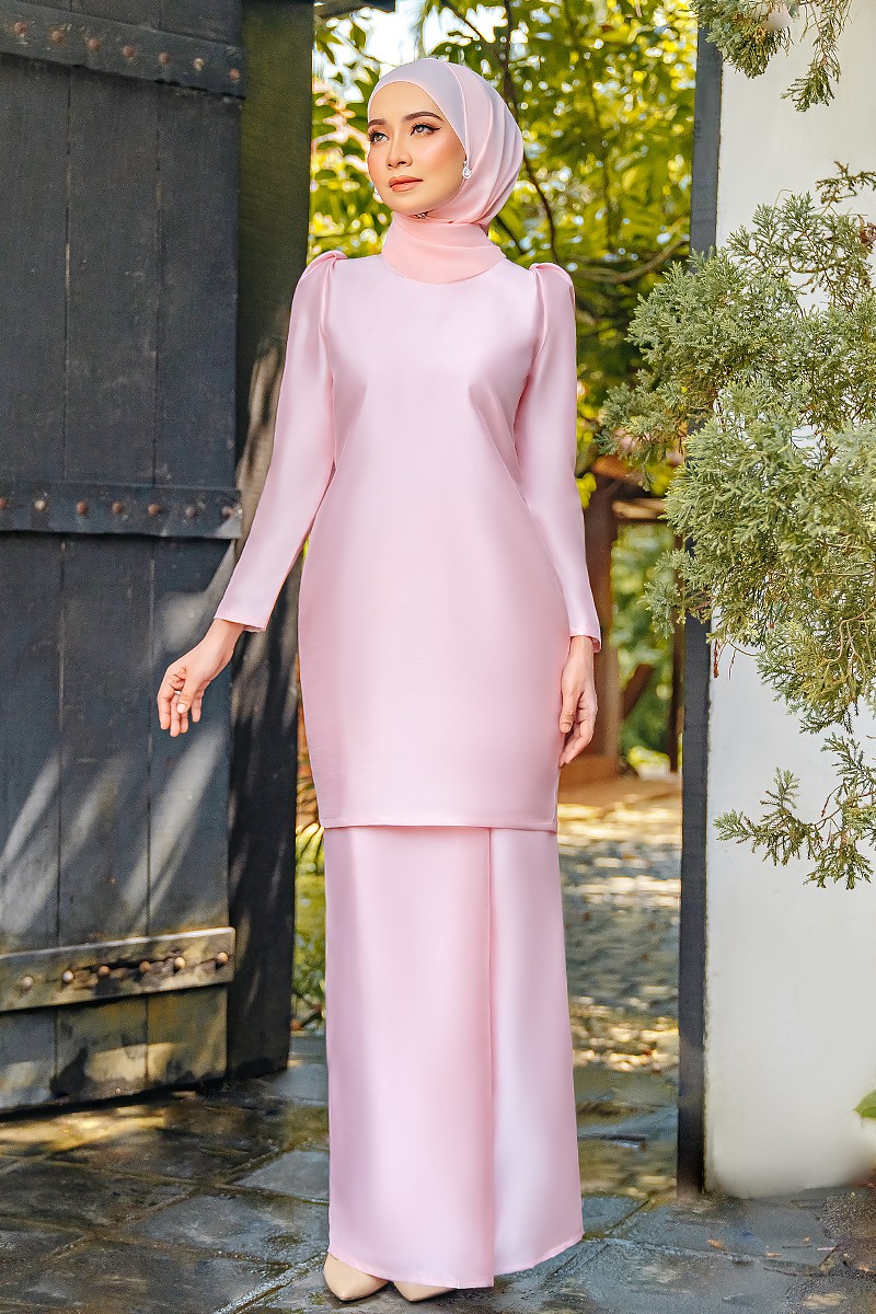 ADELYA KURUNG IN ICY PINK